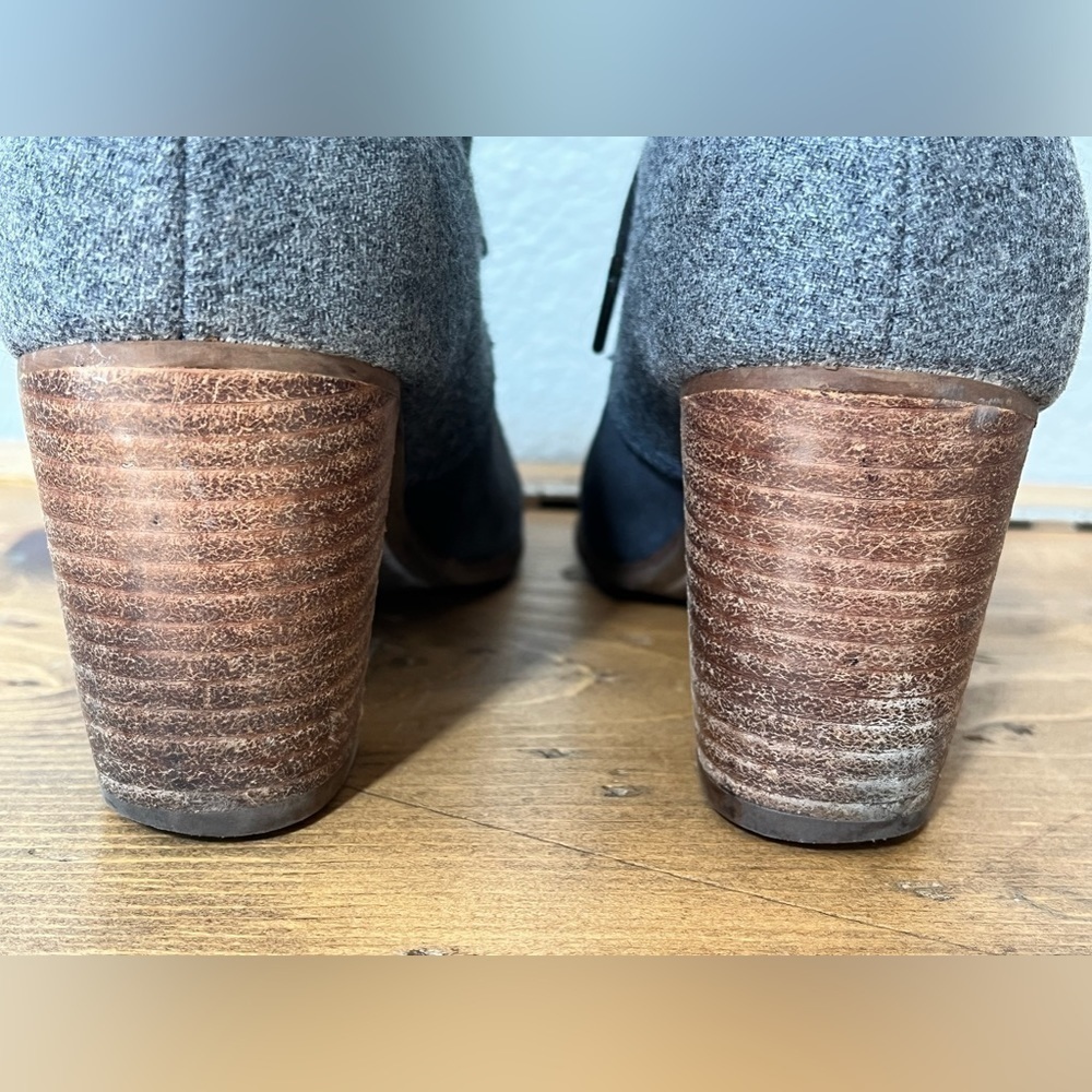 TOMS Lunata Grey Suede Lunata Booties - Picture 10 of 12